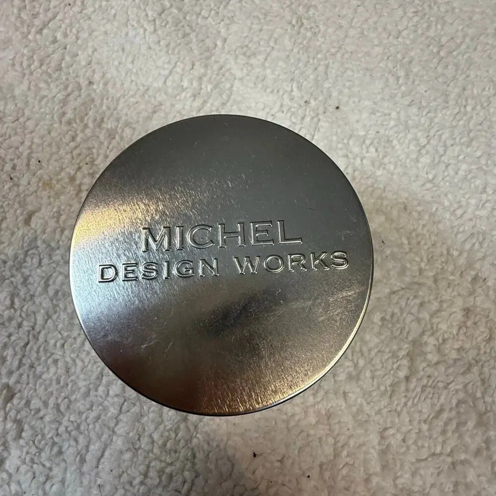 NEW Michel Design Works Scented Candle The Shore Ocean Breeze 7.4 oz